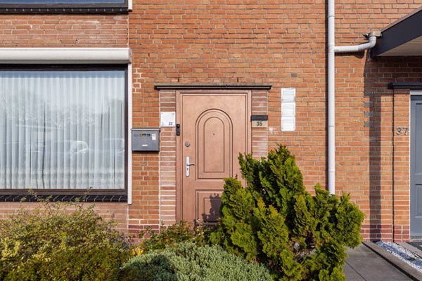 Foto - Te koop: Tussenwoning in Fijnaart